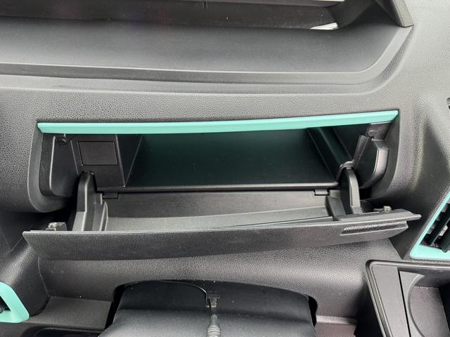 タント Ｘスペシャル　純正ディスプレイオーディオ付　４ＷＤ　バックカメラ　両側スライドドア　クリアランスソナー　衝突被害軽減システム　ＬＥＤヘッドランプ　スマートキー　シートヒーター　ベンチシート　ＣＶＴ（17枚目）