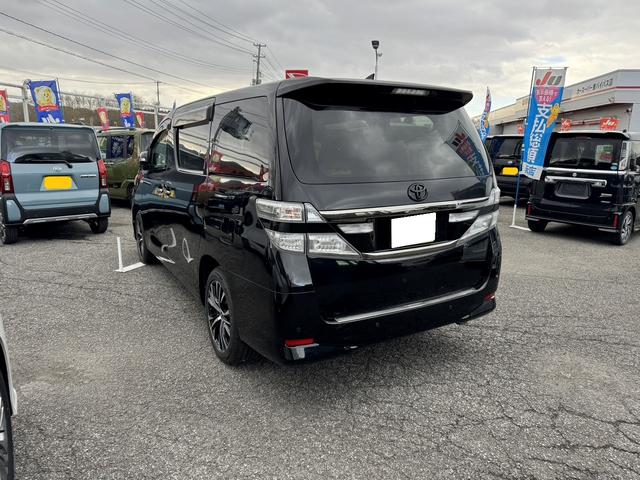 ヴェルファイアハイブリッド Ｘ　４ＷＤ　ドライブレコーダー　ＥＴＣ　ＴＶ　クリアランスソナー　オートクルーズコントロール　両側電動スライドドア　ＨＩＤ　スマートキー　電動格納ミラー　後席モニター　３列シート　ＣＶＴ　アルミホイール（19枚目）