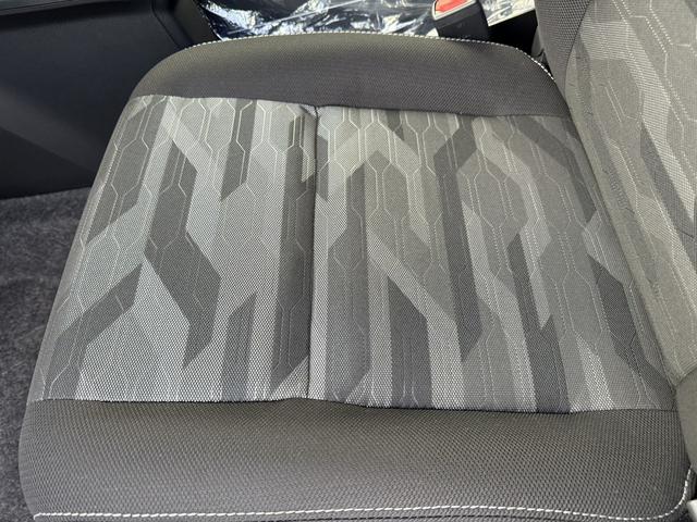 ご覧いただきありがとうございます♪気になったお車がありましたらお気軽にお電話をください♪