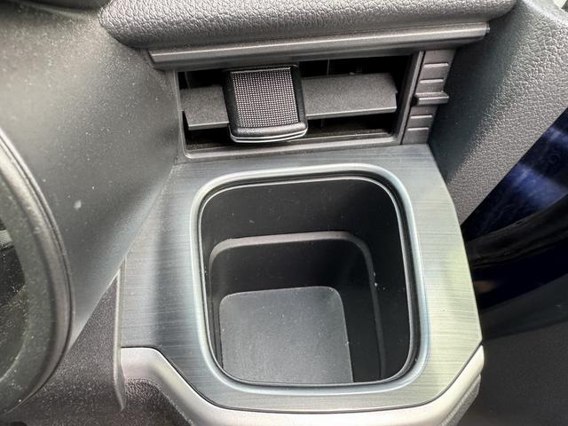 ムーヴ カスタム　Ｘ　ＳＡ　４ＷＤ　ナビ　衝突被害軽減システム　オートライト　ＬＥＤヘッドランプ　スマートキー　アイドリングストップ　電動格納ミラー　ベンチシート　ＣＶＴ　盗難防止システム　ＡＢＳ　ＥＳＣ　アルミホイール（9枚目）