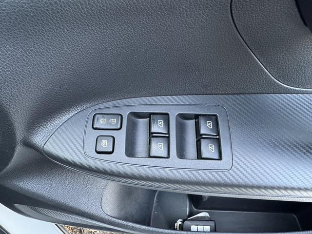 エクリプスクロス Ｇ　４ＷＤ　ＥＴＣ　バックカメラ　クリアランスソナー　オートクルーズコントロール　レーンアシスト　衝突被害軽減システム　ナビ　オートライト　ＬＥＤヘッドランプ　ヘッドライトウォッシャー　アルミホイール（10枚目）