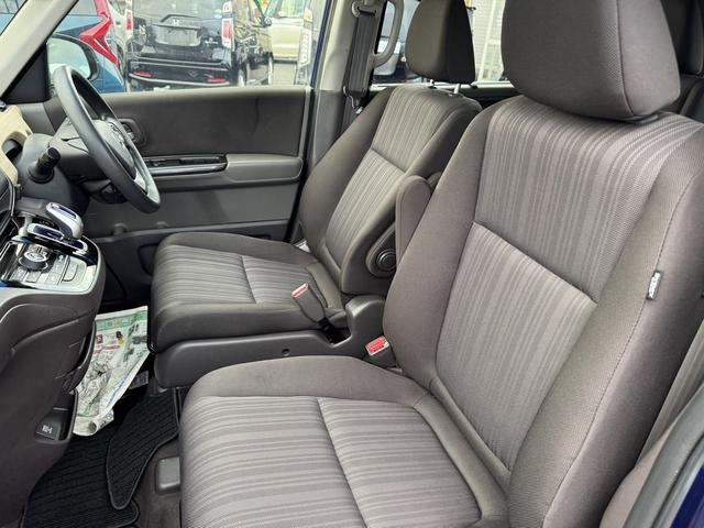 フリードハイブリッド ハイブリッド・Ｇホンダセンシング　４ＷＤ　ＥＴＣ　バックカメラ　オートクルーズコントロール　レーンアシスト　衝突被害軽減システム　両側電動スライドドア　オートライト　ＬＥＤヘッドランプ　スマートキー　電動格納ミラー　シートヒーター（22枚目）