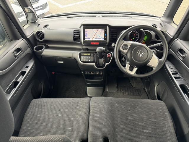 Ｎ－ＢＯＸ Ｇ・Ｌパッケージ　４ＷＤ　ＥＴＣ　バックカメラ　両側スライド・片側電動　ナビ　スマートキー　アイドリングストップ　電動格納ミラー　シートヒーター　ベンチシート　ＣＶＴ　盗難防止システム　ＡＢＳ　ＥＳＣ　衝突安全ボディ（6枚目）