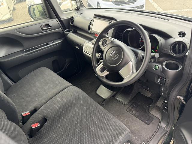 Ｎ－ＢＯＸ Ｇ・Ｌパッケージ　４ＷＤ　ＥＴＣ　バックカメラ　両側スライド・片側電動　ナビ　スマートキー　アイドリングストップ　電動格納ミラー　シートヒーター　ベンチシート　ＣＶＴ　盗難防止システム　ＡＢＳ　ＥＳＣ　衝突安全ボディ（16枚目）