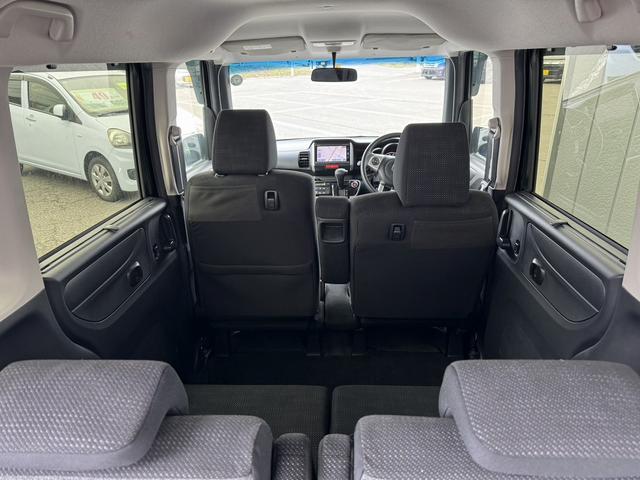 Ｎ－ＢＯＸ Ｇ・Ｌパッケージ　４ＷＤ　ＥＴＣ　バックカメラ　両側スライド・片側電動　ナビ　スマートキー　アイドリングストップ　電動格納ミラー　シートヒーター　ベンチシート　ＣＶＴ　盗難防止システム　ＡＢＳ　ＥＳＣ　衝突安全ボディ（24枚目）