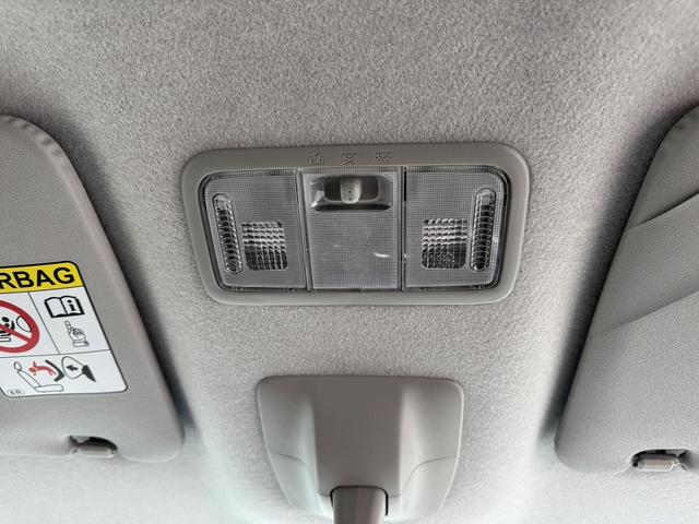 タント カスタムＸ　トップエディションＳＡ　４ＷＤ　両側スライド・片側電動　衝突被害軽減システム　ＬＥＤヘッドランプ　スマートキー　アイドリングストップ　電動格納ミラー　ベンチシート　ＣＶＴ　盗難防止システム　ＡＢＳ　ＥＳＣ　アルミホイール（20枚目）