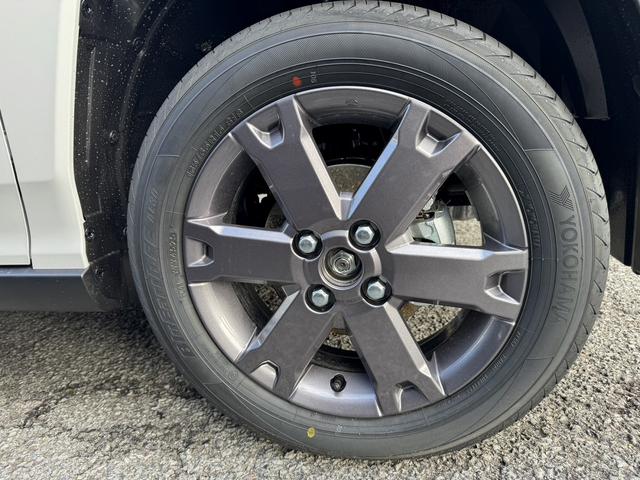 タフト Ｇ　ダーククロムベンチャー　４ＷＤ　クリアランスソナー　オートクルーズコントロール　衝突被害軽減システム　オートライト　ＬＥＤヘッドランプ　ヘッドライトウォッシャー　スマートキー　電動格納ミラー　ＣＶＴ　盗難防止システム　ＡＢＳ（20枚目）