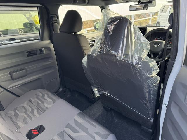 タフト Ｇ　ダーククロムベンチャー　４ＷＤ　クリアランスソナー　オートクルーズコントロール　衝突被害軽減システム　オートライト　ＬＥＤヘッドランプ　ヘッドライトウォッシャー　スマートキー　電動格納ミラー　ＣＶＴ　盗難防止システム　ＡＢＳ（22枚目）