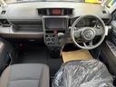 トール Ｘ　４ＷＤ　バックカメラ　ＴＶ　両側スライド・片側電動　クリアランスソナー　衝突被害軽減システム　オートライト　スマートキー　アイドリングストップ　電動格納ミラー　シートヒーター　ウォークスルー　ＣＶＴ（4枚目）