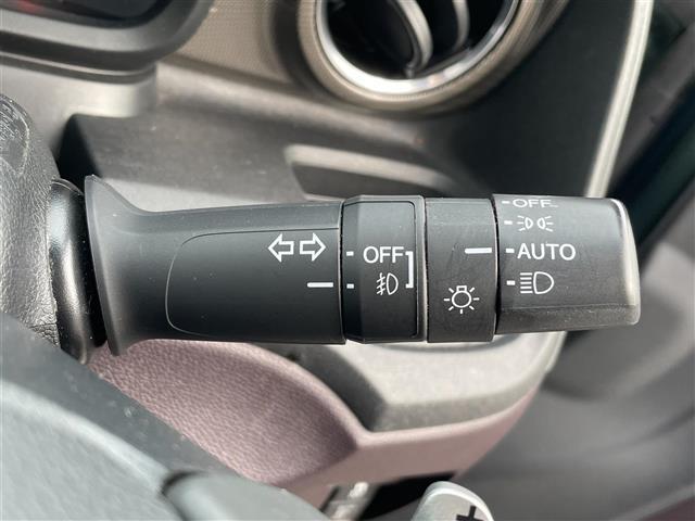Ｎ－ＯＮＥ プレミアム　ツアラー　４ＷＤ／ワンオーナー／社外ディスプレイオーディオ／ＣＤ／ＤＶＤ／ＵＳＢ／ＡＵＸ／純正１５ＡＷ／純正フロアマット／シートヒーター／エアーシート／ベンチシート／オートライト／フォグランプ／クルコン／ＥＴＣ（13枚目）