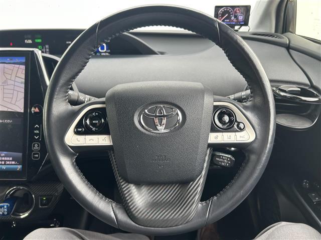 プリウスＰＨＶ Ａレザーパッケージ　ＪＢＬプレミアムサウンドシステム／寒冷地仕様／２００Ｖケーブル／純正エンスタ／ＬＥＤヘッドランプ／インテリジェントクリ／衝突被害軽減システム／運転席・助手席シートヒーター／ステアリングヒーター（13枚目）