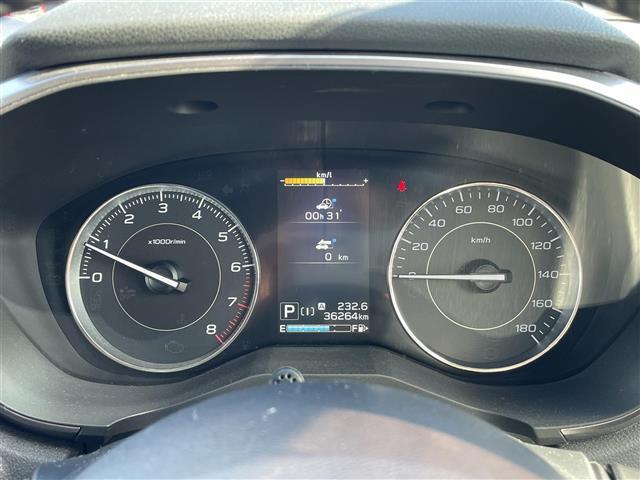 インプレッサスポーツ ２．０ｉ－Ｌアイサイト　ワンオーナー／４ＷＤ／社外ナビ／フルセグ／バックカメラ／クルーズコントロール／レーンキープアシスト／ブラインドスポットモニター／コーナーセンサー／パドルシフト／オートライト／純正ＡＷ冬タイヤ積込（8枚目）