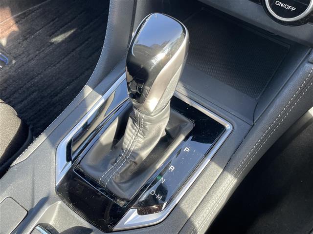 インプレッサスポーツ ２．０ｉ－Ｌアイサイト　ワンオーナー／４ＷＤ／社外ナビ／フルセグ／バックカメラ／クルーズコントロール／レーンキープアシスト／ブラインドスポットモニター／コーナーセンサー／パドルシフト／オートライト／純正ＡＷ冬タイヤ積込（21枚目）