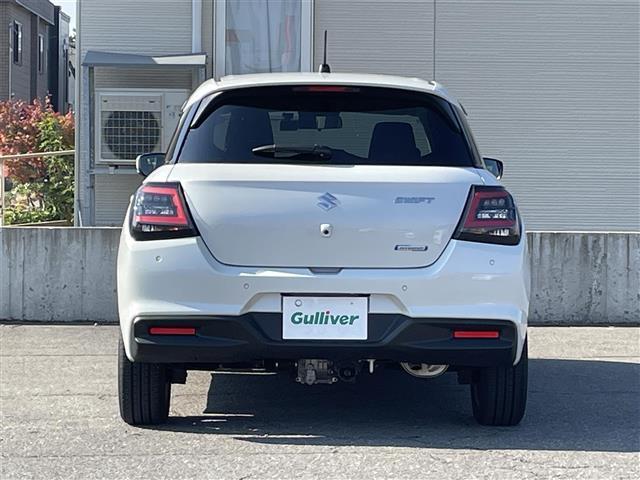 スイフト ハイブリッドＭＺ　４ＷＤ／ワンオーナー／純正メモリナビ／フルセグＴＶ／ＡＭ／ＦＭ／ＣＤ／ＢＴ／ＵＳＢ／純正１６ＡＷ／純正フロアマット／シートヒーター／フォグランプ／オートライト／コーナーセンサー／アイドリングストップ（3枚目）