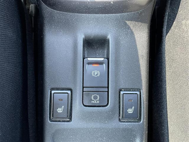 スイフト ハイブリッドＭＺ　４ＷＤ／ワンオーナー／純正メモリナビ／フルセグＴＶ／ＡＭ／ＦＭ／ＣＤ／ＢＴ／ＵＳＢ／純正１６ＡＷ／純正フロアマット／シートヒーター／フォグランプ／オートライト／コーナーセンサー／アイドリングストップ（22枚目）