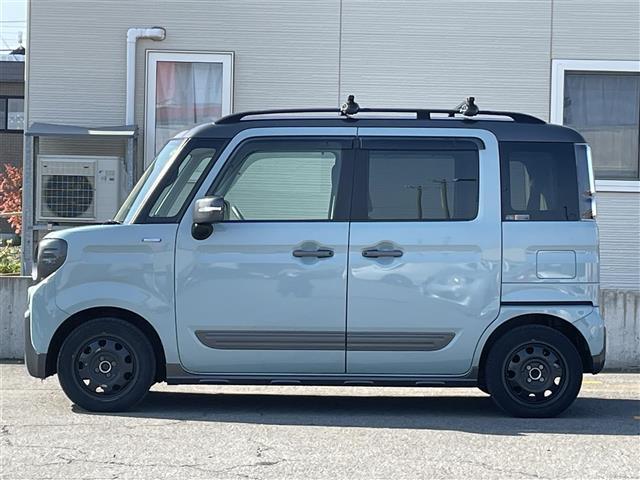スペーシアギア ハイブリッドXZ ワンオーナー/4WD/社外オーディオ/両側パワースライドドア/パーキングセンサー/車線逸脱防止/衝突軽減ブレーキ/横滑り防止/純正LEDヘッドライト/フォグランプ/シートヒーター/ETC/取説/保証書(6枚目)