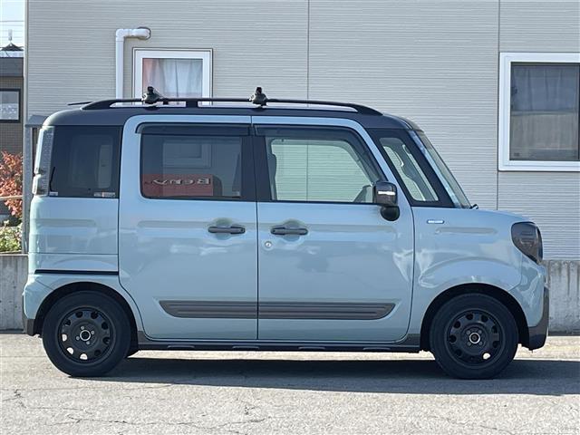 スペーシアギア ハイブリッドXZ ワンオーナー/4WD/社外オーディオ/両側パワースライドドア/パーキングセンサー/車線逸脱防止/衝突軽減ブレーキ/横滑り防止/純正LEDヘッドライト/フォグランプ/シートヒーター/ETC/取説/保証書(7枚目)