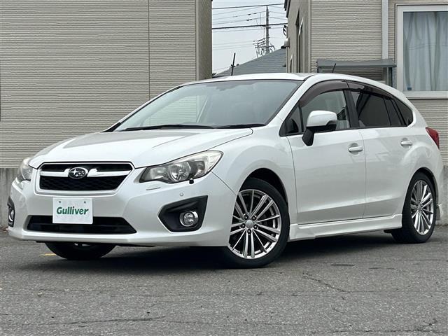 インプレッサスポーツ ２．０ｉ－Ｓアイサイト　４ＷＤ／社外ナビ／フルセグＴＶ／ＡＭ／ＦＭ／ＣＤ／ＤＶＤ／ＢＴ／純正１７ＡＷ／ＥＴＣ／Ｄ席パワーシート／純正フロアマット／コーナーセンサー／フォグランプ／オートライト／クルコン／パドルシフト（8枚目）