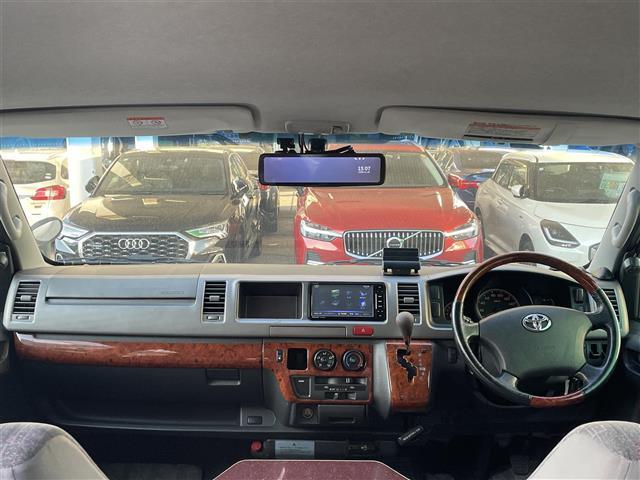 ハイエースバン ＳロングＤＸ　キャンピングカー／社外ナビ（ＢＴ／フルセグ／ＤＶＤ／ＣＤ／ラジオ）後席モニター／バックカメラ／ミラー型ドライブレコーダー／オートライト／ヒッチメンバー／スペアタイヤ（29枚目）