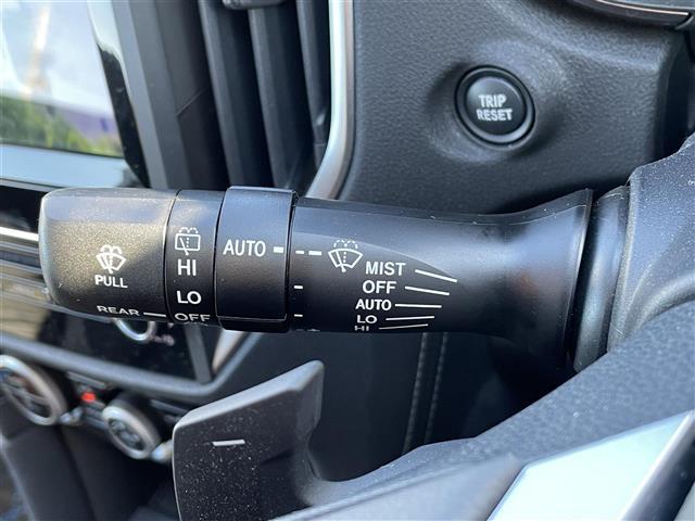 インプレッサスポーツ ２．０ｉ－Ｌアイサイト　☆ワンオーナー☆純正８インチメモリナビ【ＮＲ－ＭＺ３００－ＢＩＮ－４】（ＡＭ／ＦＭ／ＣＤ／ＤＶＤ／ＭｕｓｉｃＦｏｌｄｅｒ／ｉＰｏｄ／Ｂｌｕｅｔｏｏｔｈ／フルセグＴＶ）☆バック／サイド（12枚目）