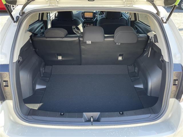 インプレッサスポーツ ２．０ｉ－Ｌアイサイト　☆ワンオーナー☆純正８インチメモリナビ【ＮＲ－ＭＺ３００－ＢＩＮ－４】（ＡＭ／ＦＭ／ＣＤ／ＤＶＤ／ＭｕｓｉｃＦｏｌｄｅｒ／ｉＰｏｄ／Ｂｌｕｅｔｏｏｔｈ／フルセグＴＶ）☆バック／サイド（23枚目）