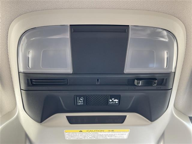 インプレッサスポーツ ２．０ｉ－Ｌアイサイト　☆ワンオーナー☆純正８インチメモリナビ【ＮＲ－ＭＺ３００－ＢＩＮ－４】（ＡＭ／ＦＭ／ＣＤ／ＤＶＤ／ＭｕｓｉｃＦｏｌｄｅｒ／ｉＰｏｄ／Ｂｌｕｅｔｏｏｔｈ／フルセグＴＶ）☆バック／サイド（33枚目）