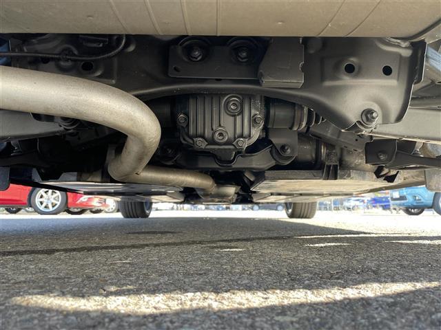 インプレッサスポーツ ２．０ｉ－Ｌアイサイト　☆ワンオーナー☆純正８インチメモリナビ【ＮＲ－ＭＺ３００－ＢＩＮ－４】（ＡＭ／ＦＭ／ＣＤ／ＤＶＤ／ＭｕｓｉｃＦｏｌｄｅｒ／ｉＰｏｄ／Ｂｌｕｅｔｏｏｔｈ／フルセグＴＶ）☆バック／サイド（36枚目）