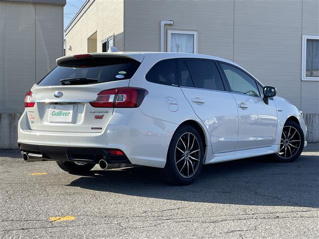 レヴォーグ １．６ＳＴＩスポーツアイサイト　寒冷地仕様／ワンオーナー／４ＷＤ／純正メモリナビ／フルセグＴＶ／ＡＭ／ＦＭ／ＣＤ／ＤＶＤ／ＢＴ／パワーシートＤ／Ｎ／シートヒーター／エアーシート／純正フロアマット／デジタルインナーミラー／クルコン（5枚目）