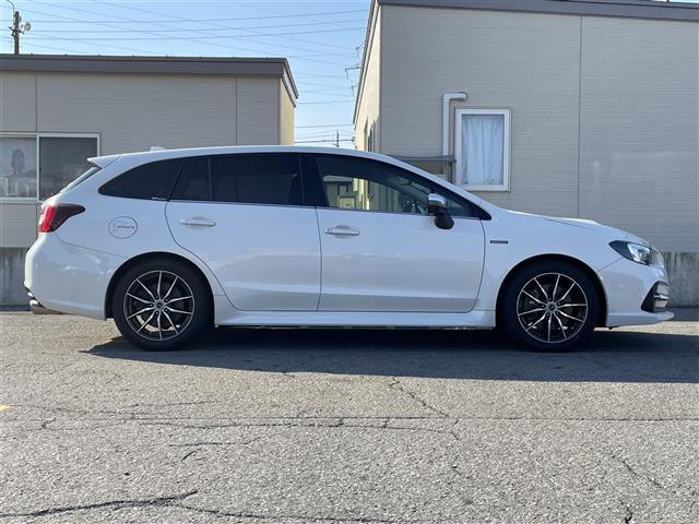 レヴォーグ １．６ＳＴＩスポーツアイサイト　寒冷地仕様／ワンオーナー／４ＷＤ／純正メモリナビ／フルセグＴＶ／ＡＭ／ＦＭ／ＣＤ／ＤＶＤ／ＢＴ／パワーシートＤ／Ｎ／シートヒーター／エアーシート／純正フロアマット／デジタルインナーミラー／クルコン（7枚目）