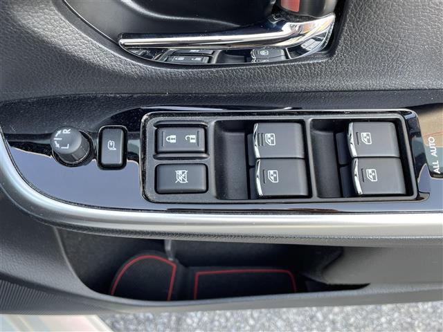 レヴォーグ １．６ＳＴＩスポーツアイサイト　寒冷地仕様／ワンオーナー／４ＷＤ／純正メモリナビ／フルセグＴＶ／ＡＭ／ＦＭ／ＣＤ／ＤＶＤ／ＢＴ／パワーシートＤ／Ｎ／シートヒーター／エアーシート／純正フロアマット／デジタルインナーミラー／クルコン（13枚目）