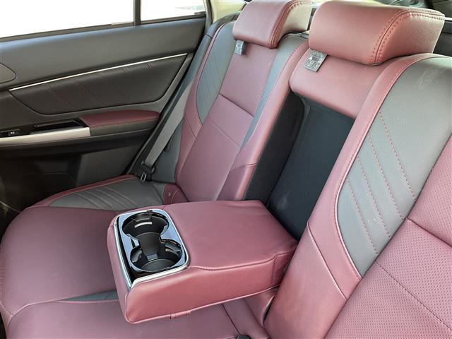 レヴォーグ １．６ＳＴＩスポーツアイサイト　寒冷地仕様／ワンオーナー／４ＷＤ／純正メモリナビ／フルセグＴＶ／ＡＭ／ＦＭ／ＣＤ／ＤＶＤ／ＢＴ／パワーシートＤ／Ｎ／シートヒーター／エアーシート／純正フロアマット／デジタルインナーミラー／クルコン（28枚目）