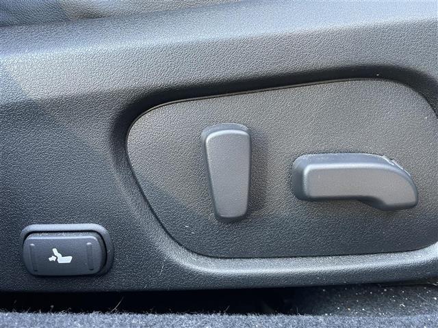 レヴォーグ １．６ＳＴＩスポーツアイサイト　寒冷地仕様／ワンオーナー／４ＷＤ／純正メモリナビ／フルセグＴＶ／ＡＭ／ＦＭ／ＣＤ／ＤＶＤ／ＢＴ／パワーシートＤ／Ｎ／シートヒーター／エアーシート／純正フロアマット／デジタルインナーミラー／クルコン（35枚目）