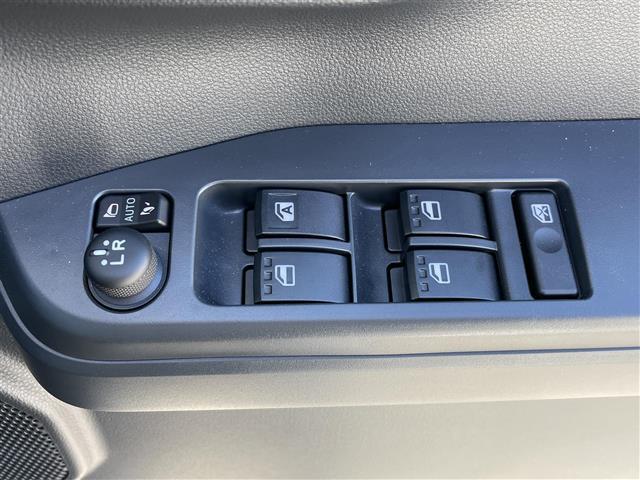 ウェイク ＧターボＶＳ　ＳＡＩＩＩ　寒冷地仕様／４ＷＤ／両側パワースライド／フォグランプ／純正１５ＡＷ／純正フロアマット／社外ミュージックサーバＡＭ／ＦＭ／ＣＤ／クリアランスソナー／Ｄ席シートヒーター／横滑り防止機能／車線逸脱警報（15枚目）