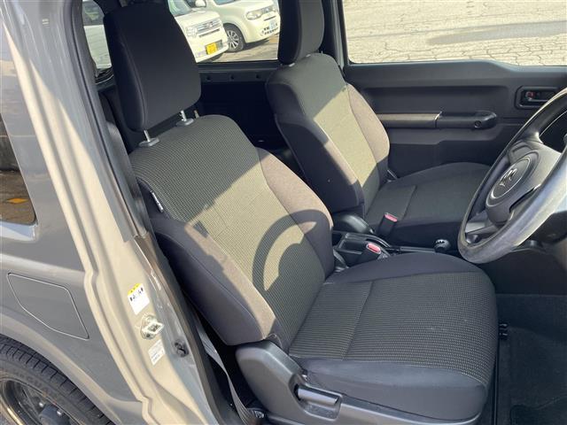 ジムニー XL 4WD/ワンオーナー/寒冷地仕様/純正16AW/社外メモリナビ/フルセグTV/AM/FM/CD/DVD/BT/背面タイヤ/前席シートヒーター/フォグランプ/オートライト/横滑り防止機能/ヒルスタート(19枚目)