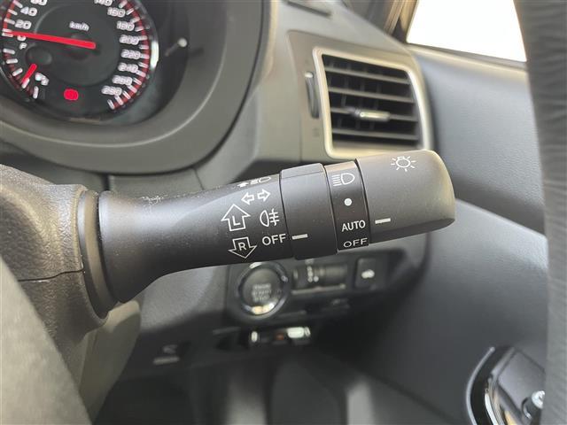 WRX STI STI タイプS 寒冷地仕様/4WD/STIエアロ/純正19AW/純正キャリパー/純正フロアマット/社外マフラー(FUJITSUBO)/レカロシート/パワーシートD/N/社外ナビ/フォグランプ/オートライト/横滑り防止(6枚目)