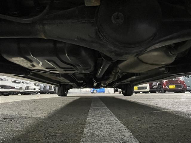 ワゴンＲ ＦＺ　４ＷＤ／寒冷地仕様／純正ミュージックサーバー／ＡＭ／ＦＭ／ＣＤ／ＡＵＸ／純正１４ＡＷ／純正フロアマット／ベンチシート／シートヒーター前席／アイドリングストップ／横滑り防止機能／衝突軽減システム（31枚目）