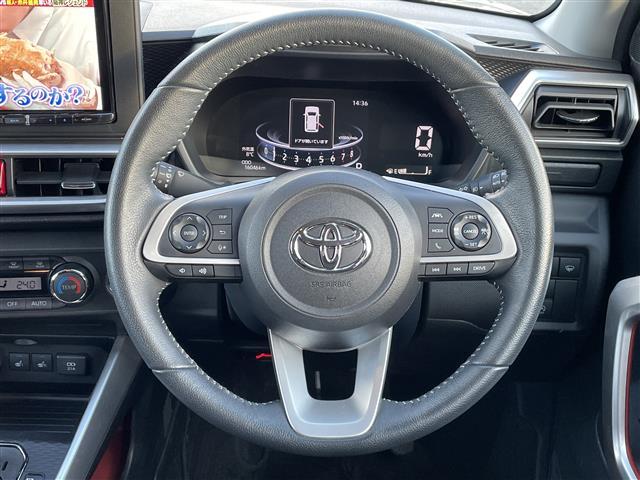 ライズ Ｚ　４ＷＤ／寒冷地仕様／ワンオーナー／純正１７ＡＷ積込（１９５／６０／１７）／純正フロアマット／社外ナビ／ＡＭ／ＦＭ／ＣＤ／ＤＶＤ／ＢＴ／コーナーセンサー／ＭＴモード付ＡＴ／シートヒーター前席／ＥＴＣ（9枚目）