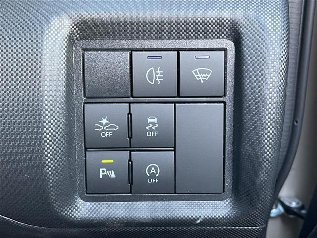 ライズ Ｚ　４ＷＤ／寒冷地仕様／ワンオーナー／純正１７ＡＷ積込（１９５／６０／１７）／純正フロアマット／社外ナビ／ＡＭ／ＦＭ／ＣＤ／ＤＶＤ／ＢＴ／コーナーセンサー／ＭＴモード付ＡＴ／シートヒーター前席／ＥＴＣ（14枚目）