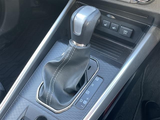 ライズ Ｚ　４ＷＤ／寒冷地仕様／ワンオーナー／純正１７ＡＷ積込（１９５／６０／１７）／純正フロアマット／社外ナビ／ＡＭ／ＦＭ／ＣＤ／ＤＶＤ／ＢＴ／コーナーセンサー／ＭＴモード付ＡＴ／シートヒーター前席／ＥＴＣ（21枚目）