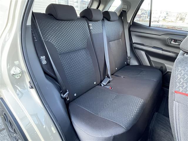 ライズ Ｚ　４ＷＤ／寒冷地仕様／ワンオーナー／純正１７ＡＷ積込（１９５／６０／１７）／純正フロアマット／社外ナビ／ＡＭ／ＦＭ／ＣＤ／ＤＶＤ／ＢＴ／コーナーセンサー／ＭＴモード付ＡＴ／シートヒーター前席／ＥＴＣ（29枚目）