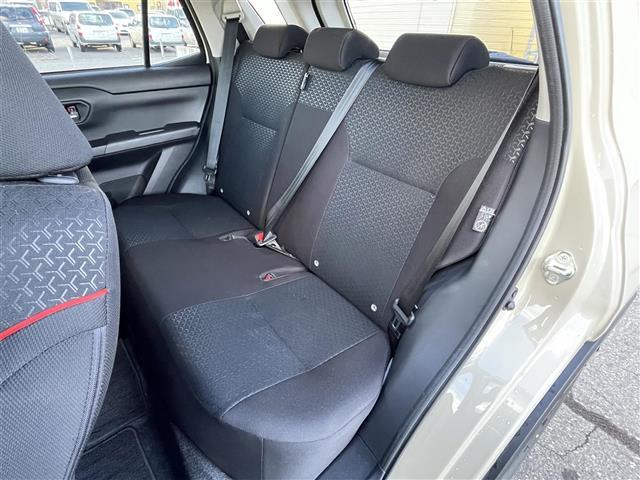 ライズ Ｚ　４ＷＤ／寒冷地仕様／ワンオーナー／純正１７ＡＷ積込（１９５／６０／１７）／純正フロアマット／社外ナビ／ＡＭ／ＦＭ／ＣＤ／ＤＶＤ／ＢＴ／コーナーセンサー／ＭＴモード付ＡＴ／シートヒーター前席／ＥＴＣ（30枚目）