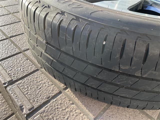 ライズ Ｚ　４ＷＤ／寒冷地仕様／ワンオーナー／純正１７ＡＷ積込（１９５／６０／１７）／純正フロアマット／社外ナビ／ＡＭ／ＦＭ／ＣＤ／ＤＶＤ／ＢＴ／コーナーセンサー／ＭＴモード付ＡＴ／シートヒーター前席／ＥＴＣ（40枚目）