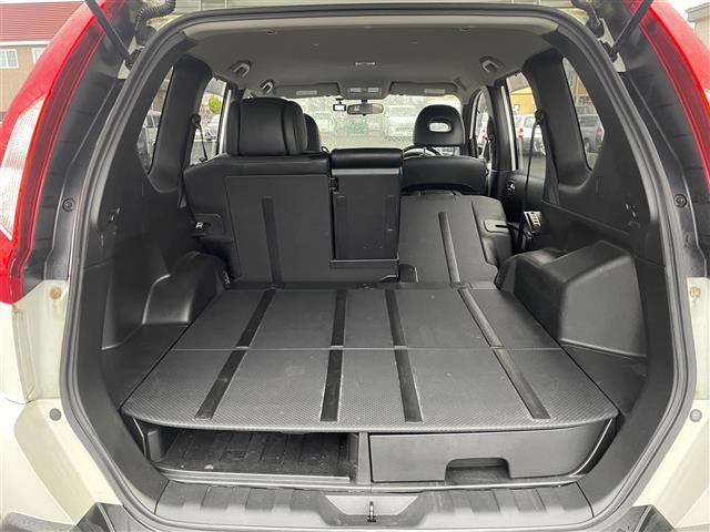 エクストレイル 20Xtt ☆4WD☆純正SDナビ(CD・SD・VTR)☆バックカメラ☆前ドラレコ☆ルーフレール☆クルーズコントロール☆ダウンヒルアシスト☆ETC☆革巻きステアリング☆ステアリングスイッチ(28枚目)