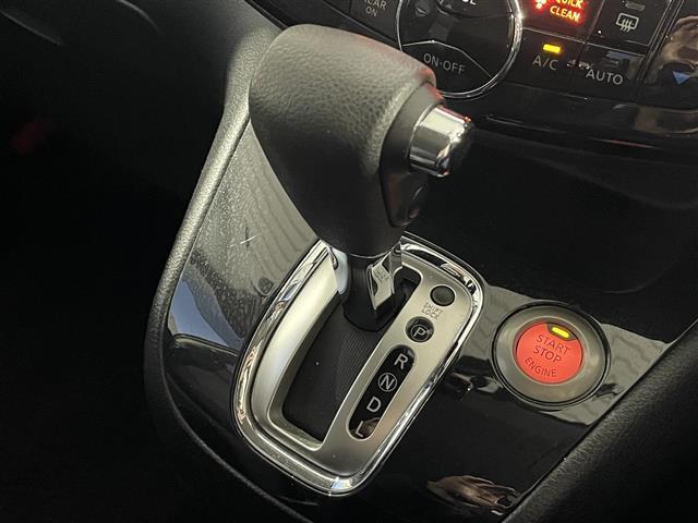 セレナ ハイウェイスター Vセレクション ワンオーナー/4WD/純正ナビ/フルセグTV/バックカメラ/クルーズコントロール/純正AW夏タイヤ積込/(22枚目)