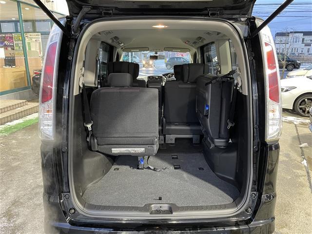 セレナ ハイウェイスター Vセレクション ワンオーナー/4WD/純正ナビ/フルセグTV/バックカメラ/クルーズコントロール/純正AW夏タイヤ積込/(24枚目)