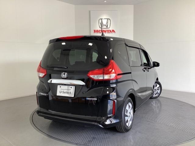 フリード＋ハイブリッド ハイブリッドＧ　ドライブレコーダー前後装備車　光触媒抗菌消臭施工済　バックモニター　フルセグテレビ　オートクルーズコントロール　ＡＢＳ　ナビＴＶ　ＬＥＤヘッドランプ　シートヒータ　ＵＳＢ　ＤＶＤ再生可　ＶＳＡ　ＥＴＣ（3枚目）