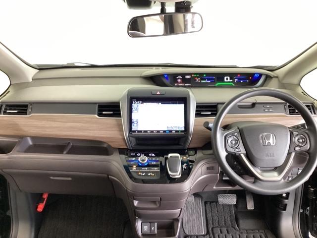 フリード＋ハイブリッド ハイブリッドＧ　ドライブレコーダー前後装備車　光触媒抗菌消臭施工済　バックモニター　フルセグテレビ　オートクルーズコントロール　ＡＢＳ　ナビＴＶ　ＬＥＤヘッドランプ　シートヒータ　ＵＳＢ　ＤＶＤ再生可　ＶＳＡ　ＥＴＣ（5枚目）