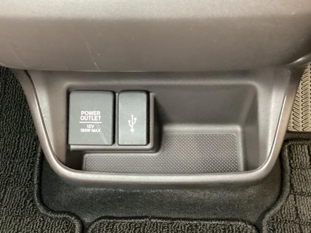 フリード Ｇ・ホンダセンシング　リモコンエンジンスターター付　ドライブレコーダー前後装備車　光触媒抗菌消臭施工済　Ｆセグ　追突被害軽減ブレーキ　ｉストップ　Ｗエアバッグ　パワーウィンドウ　アクティブクルーズコントロール　スマートキ（17枚目）