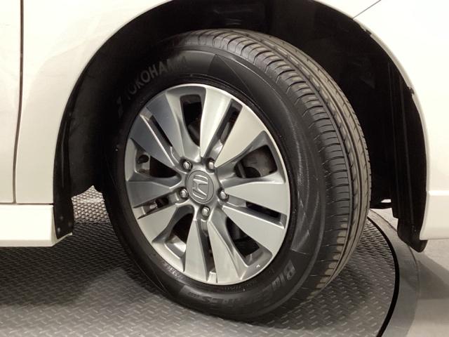 ステップワゴンスパーダ S 光触媒抗菌消臭施工済 Wエアバック スマートキーシステム 地デジ対応 両側スライド片側電動ドア パワステ パワーウインドウ 横滑り防止機能 キーレス Bカメラ エアバック ナビ&TV 3列シート(24枚目)