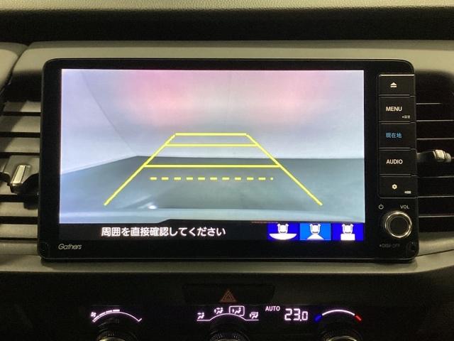 フィット e:HEVホーム 中古スタッドレスタイヤ、純正メモリーナビ、ドライブレコーダー前後装着+ETC付 当社デモカー 前後誤発進抑制機能 クリソナ 助手席エアバッグ 運転席エアバッグ 1オナ アイドリングストップ USB接続(10枚目)